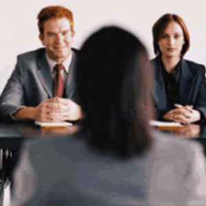 Lakukan wawancara dan tidak sendirian