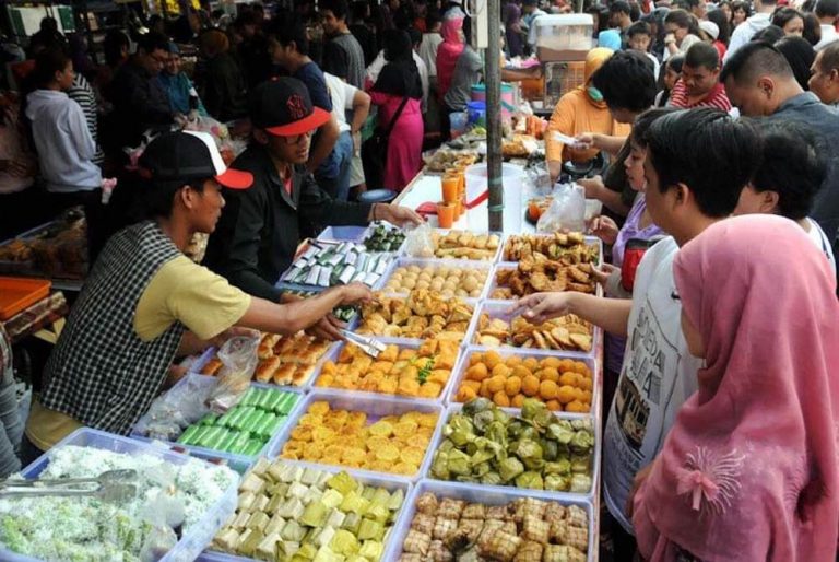 5 Peluang Usaha Jajanan Pasar Dan Alasan Mengapa Harus Memulainya